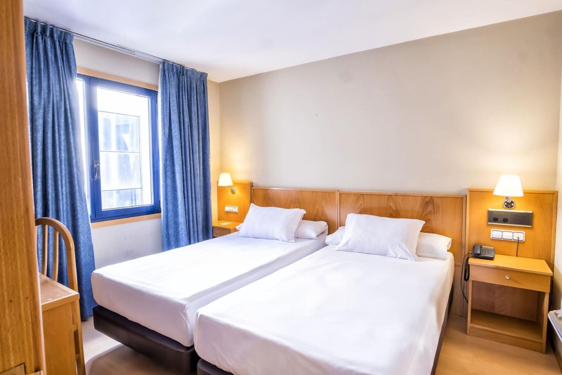 Hotel Alda Castelao Vilagarcia de Arousa Bagian luar foto
