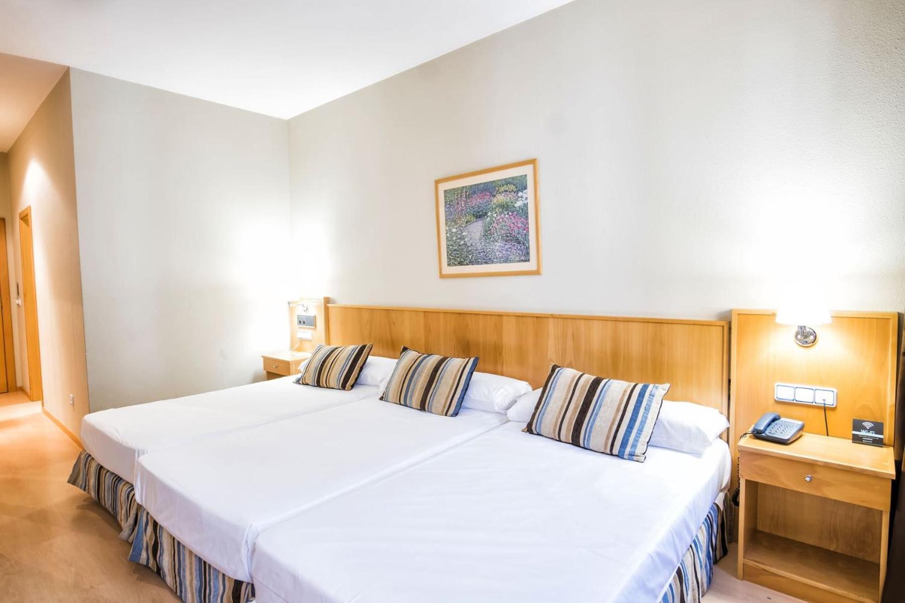 Hotel Alda Castelao Vilagarcia de Arousa Bagian luar foto