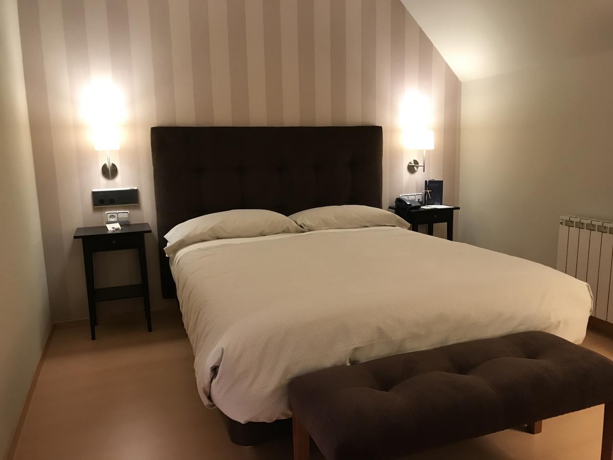 Hotel Alda Castelao Vilagarcia de Arousa Bagian luar foto